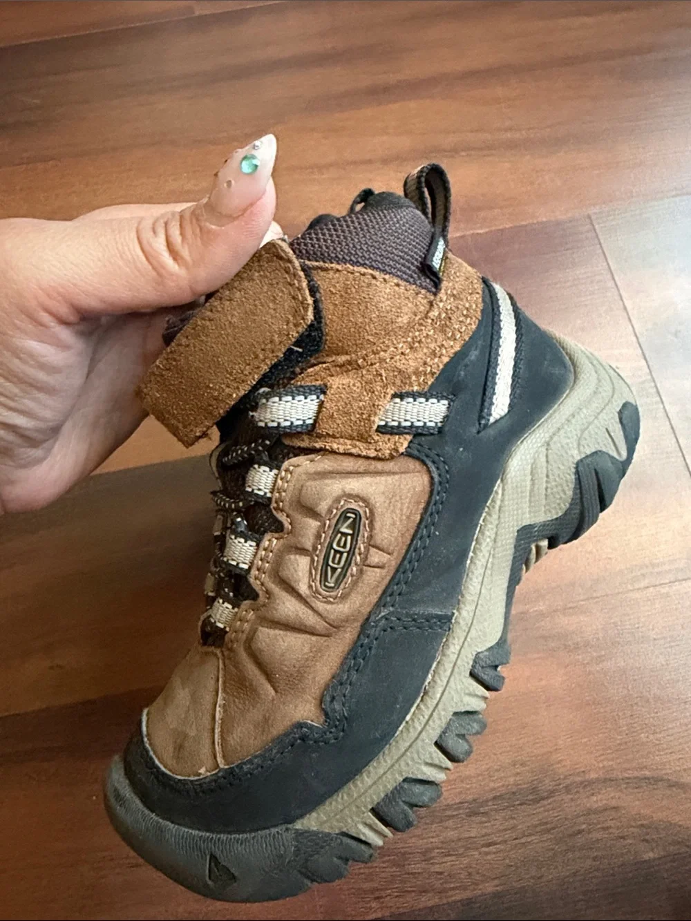 Keen Targhee IV Mid WP Shoe Size 9